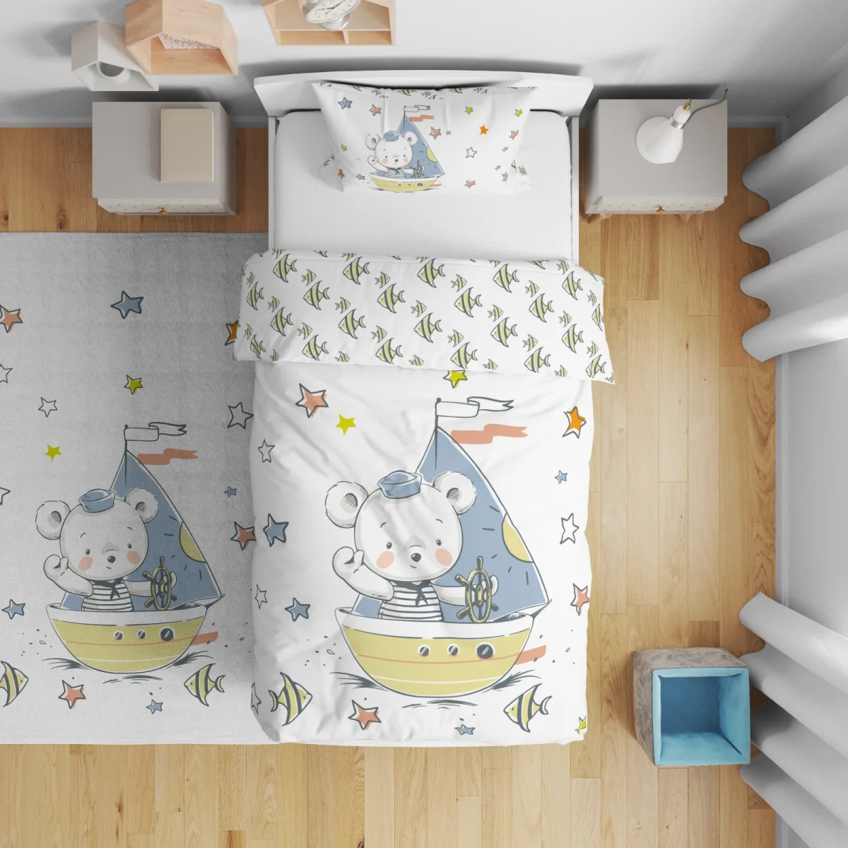 Denizci Ayı Çift Taraflı Nevresim | Beyaz yıldızlar, balıklar Desenli