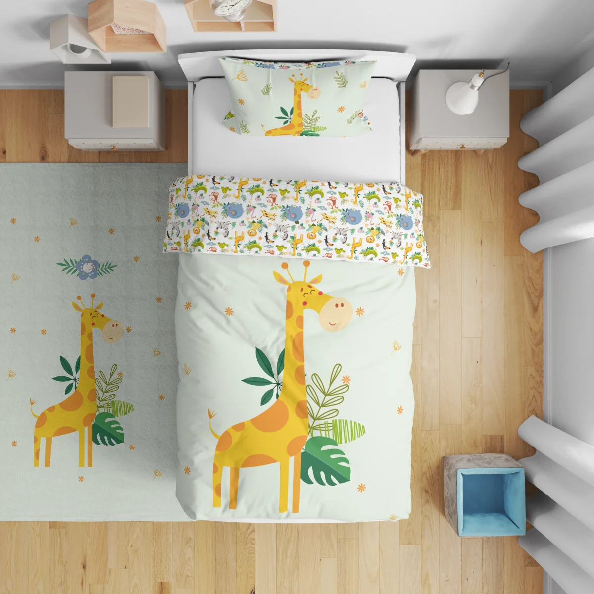 Zürafa, Orman Hayvanları Çift Taraflı Nevresim | Açık Yeşil tropikal yapraklar, çiçekler Desenli