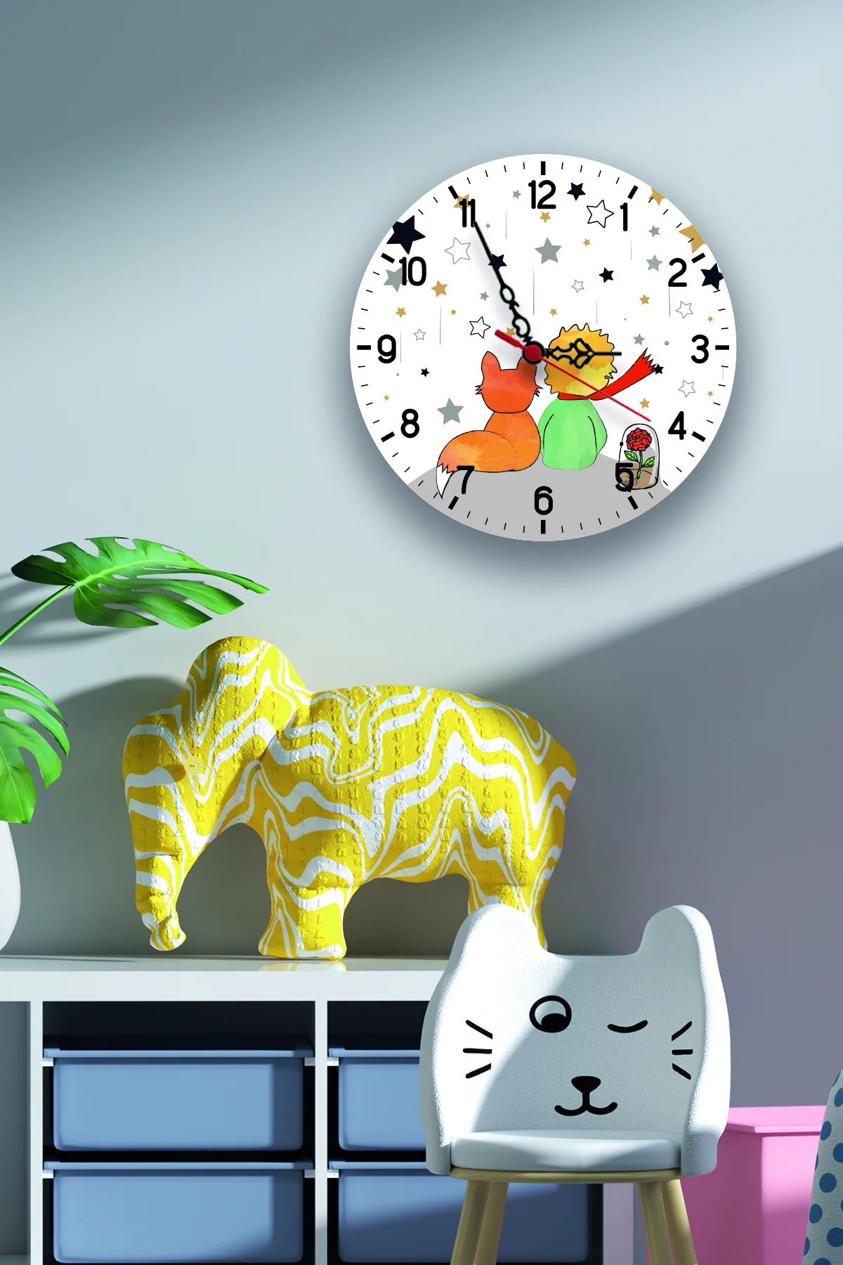 Uyuyan Ayıcık ve Ay Duvar Saati | Beyaz yıldız Desenli