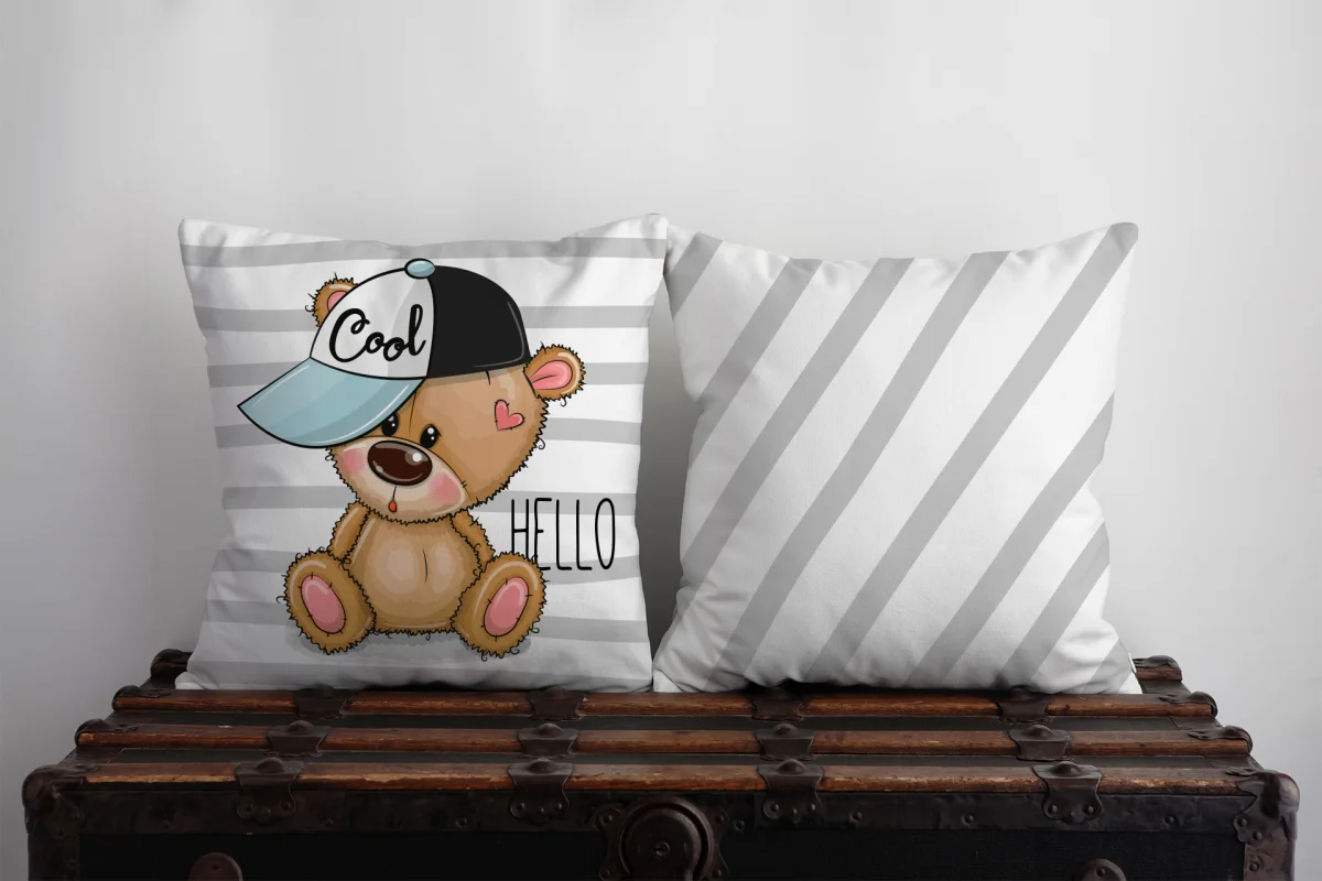 Ayıcık İkili Kırlent | Açık mavi Kalpler, bulutlar Desenli