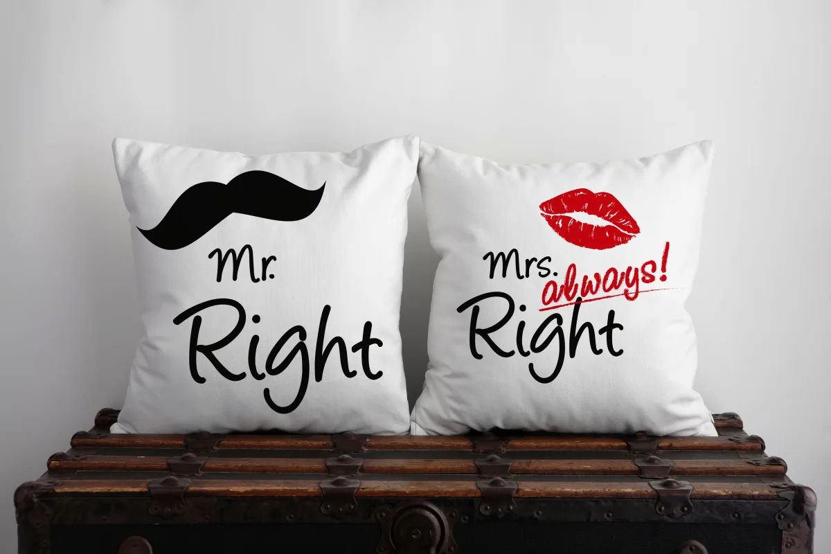 Orman Hayvanları ve Macera İkili Kırlent | Gri yol, ağaçlar Desenli