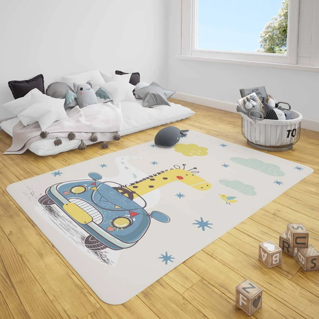 Zürafa ve araba Çocuk Halısı | Krem yıldızlar, bulutlar Desenli