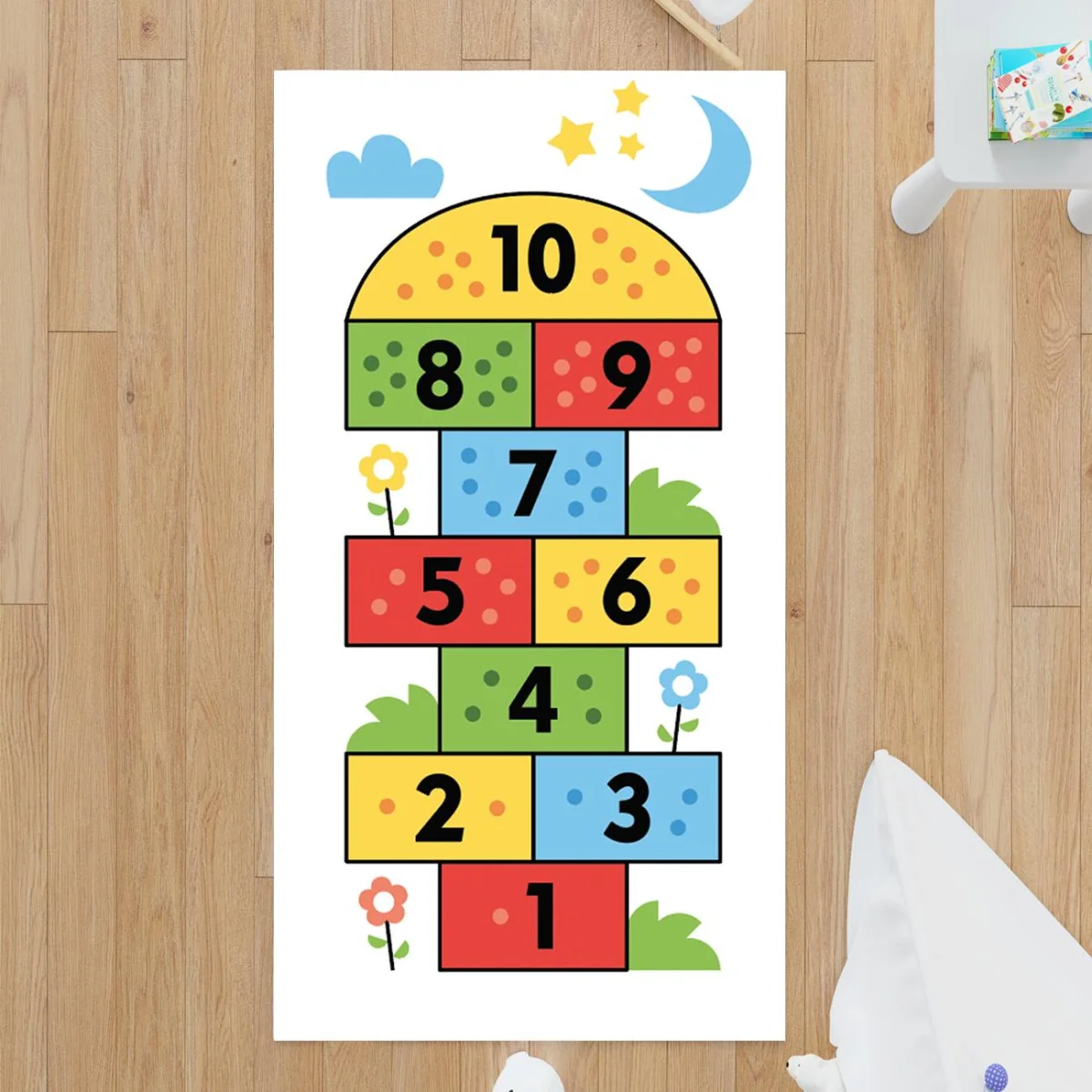 Seksek Oyunu Çocuk Halısı | Beyaz yıldız, bulut Desenli