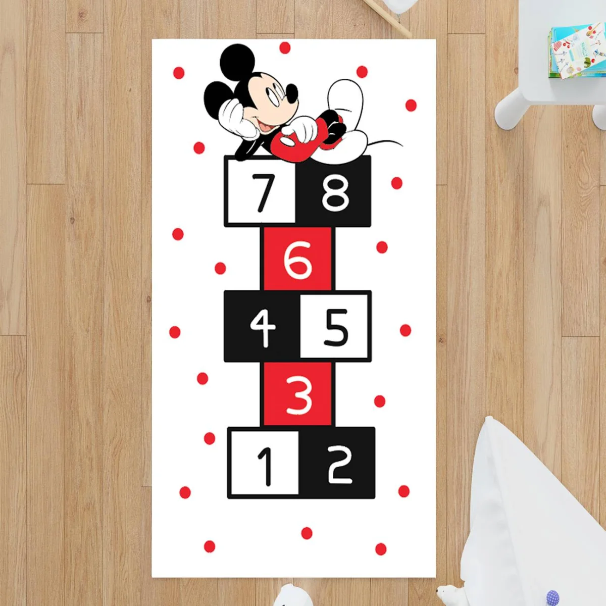 Mickey Mouse Çocuk Halısı | Beyaz seksek oyunu, sayılar Desenli