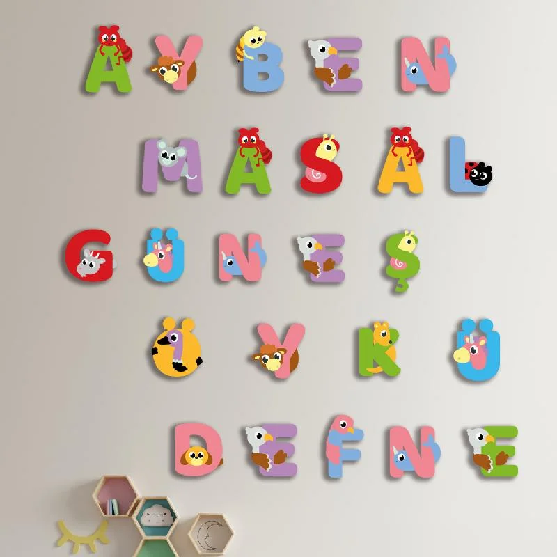 Sevimli Hayvanlar Ahşap Dekor Seti | Çok renkli Harflerde hayvan figürleri Desenli