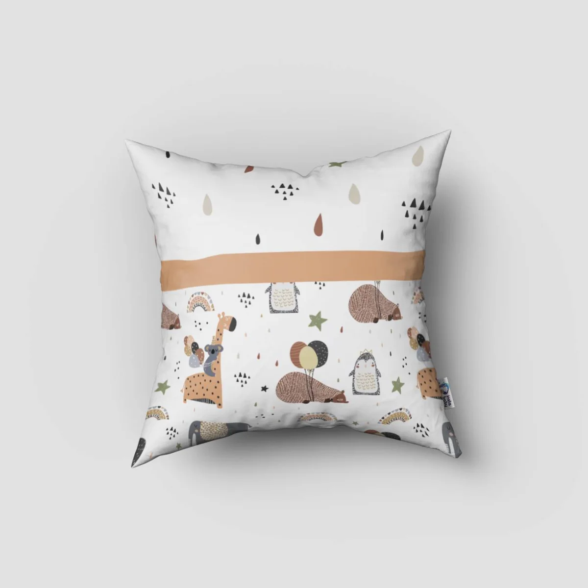 Orman Hayvanları Kırlent Kılıfı | Beyaz yıldızlar, gökkuşağı Desenli