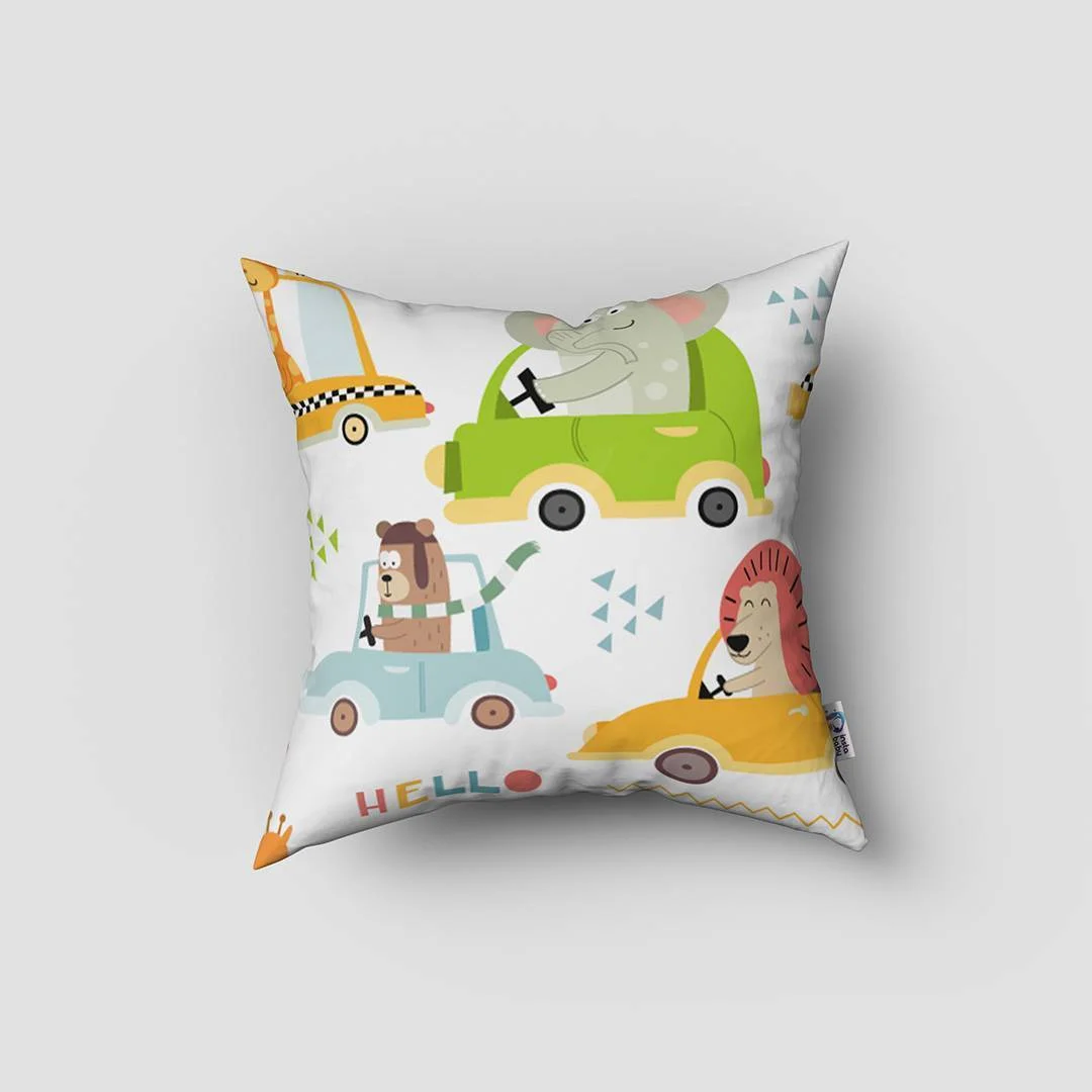 Hayvanlar ve araçlar Kırlent Kılıfı | Beyaz Bulutlar, yıldızlar Desenli