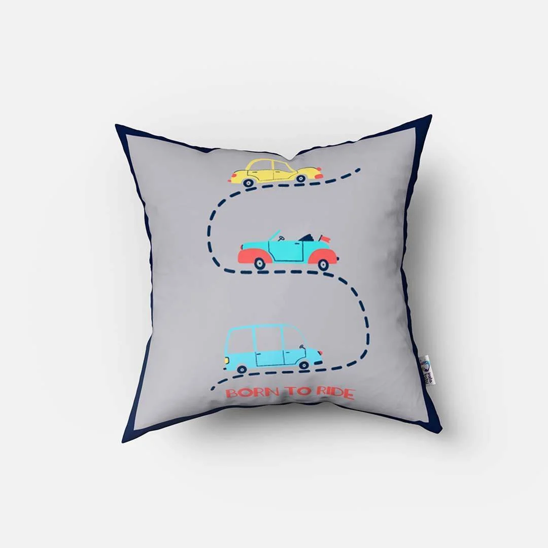 Arabalar Kırlent Kılıfı | Gri güneş, bulutlar Desenli