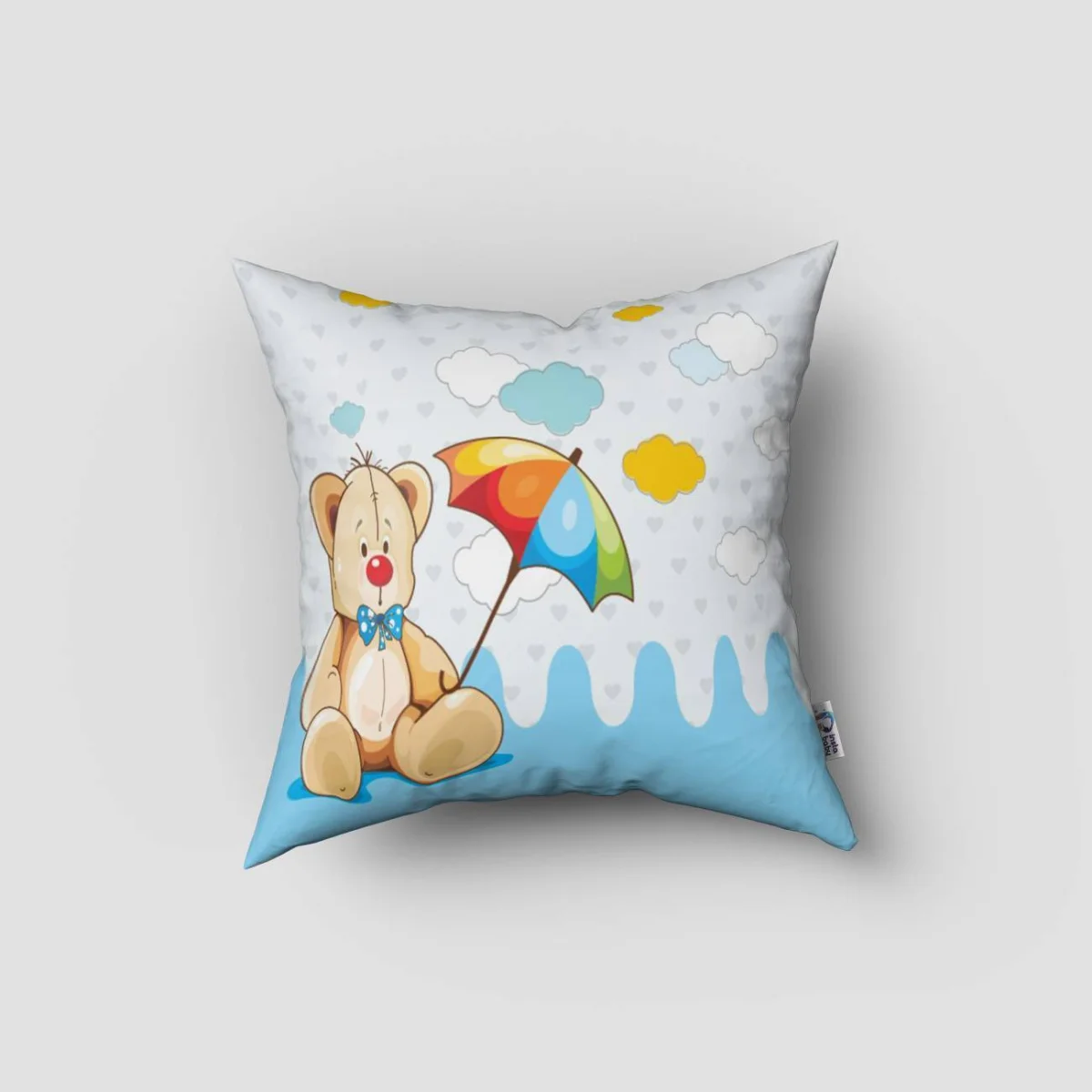 Ayıcık Kırlent Kılıfı | Açık mavi Kalpler, bulutlar Desenli