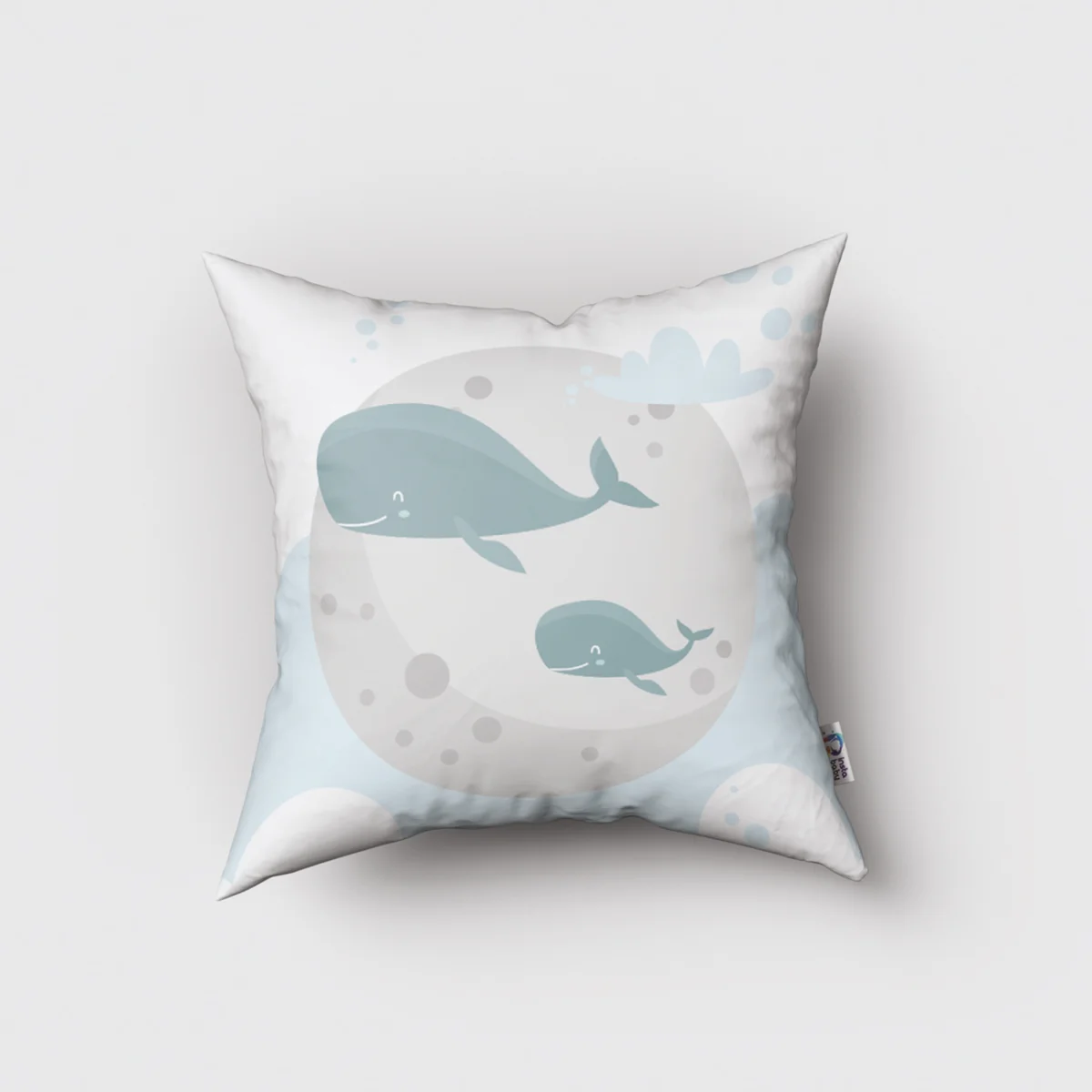 Balina Kırlent Kılıfı | Beyaz Bulut, ay Desenli