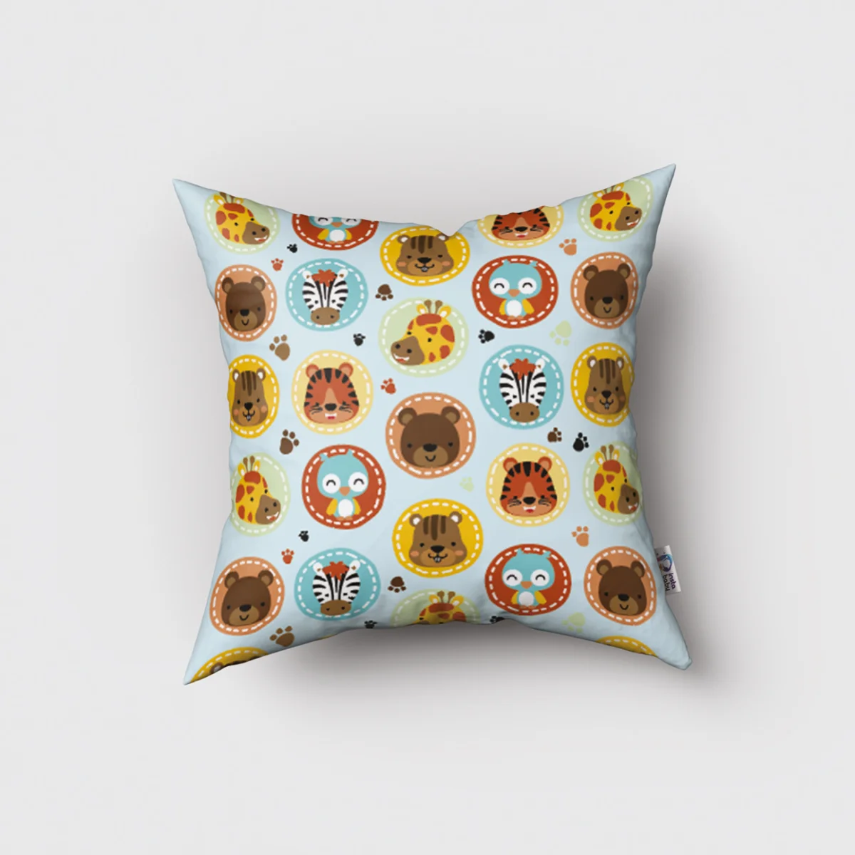 Orman Hayvanları Kırlent Kılıfı | Mavi pençe izleri, renkli daireler Desenli