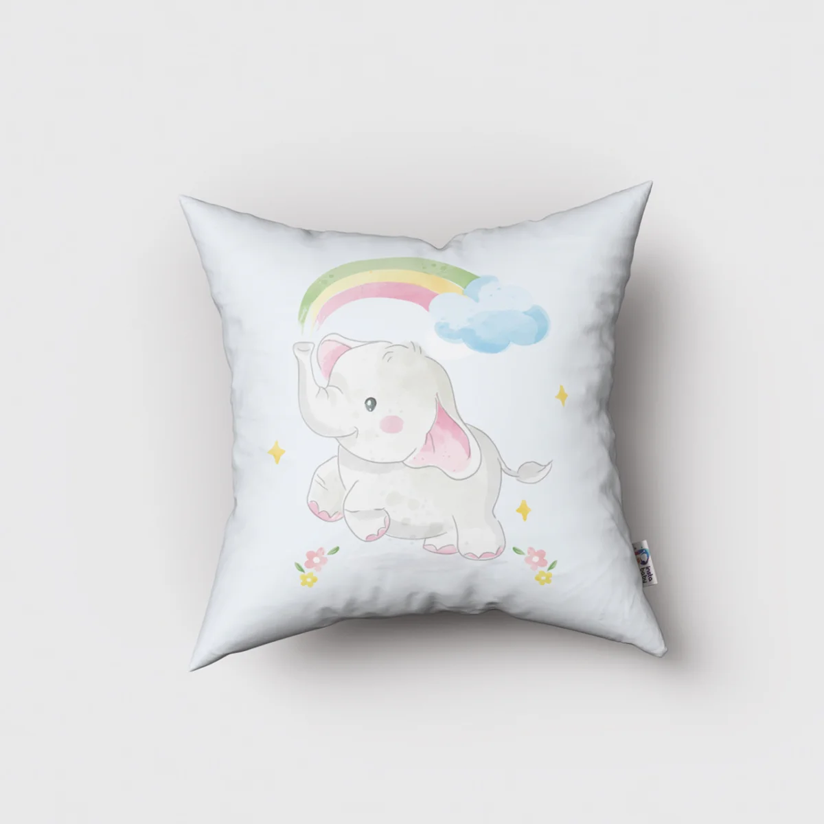 Fil Kırlent Kılıfı | Açık Mavi gökkuşağı, bulutlar Desenli