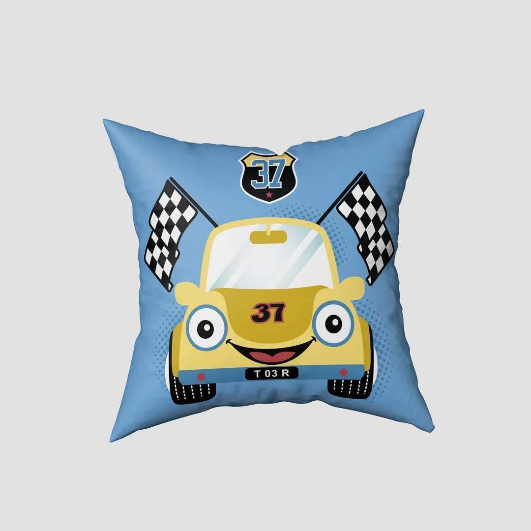 Yarış Arabası Kırlent Kılıfı | Mavi yarış bayrakları, kanatlı yazı Desenli