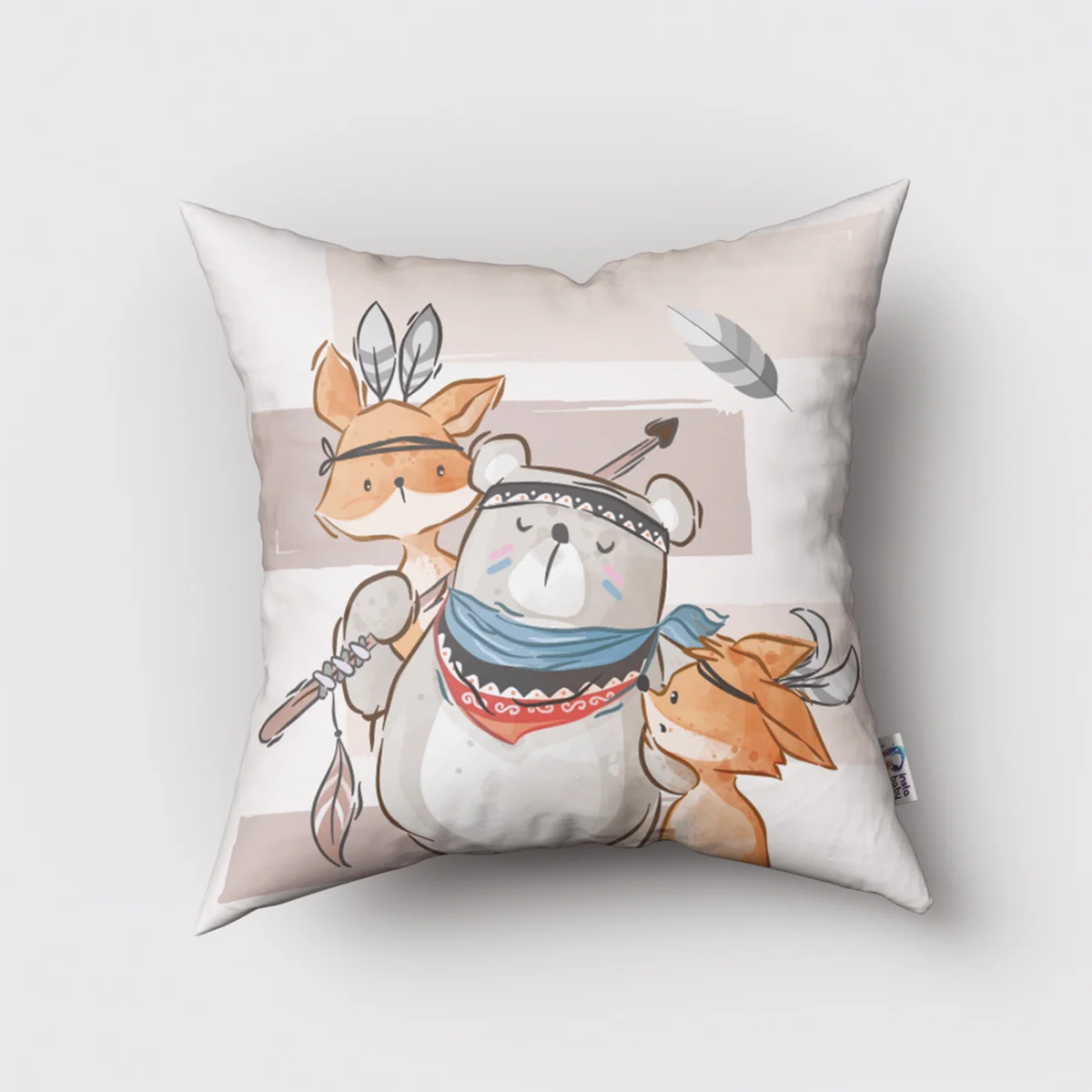 Orman Hayvanları Kırlent Kılıfı | Beyaz tüyler, ok Desenli