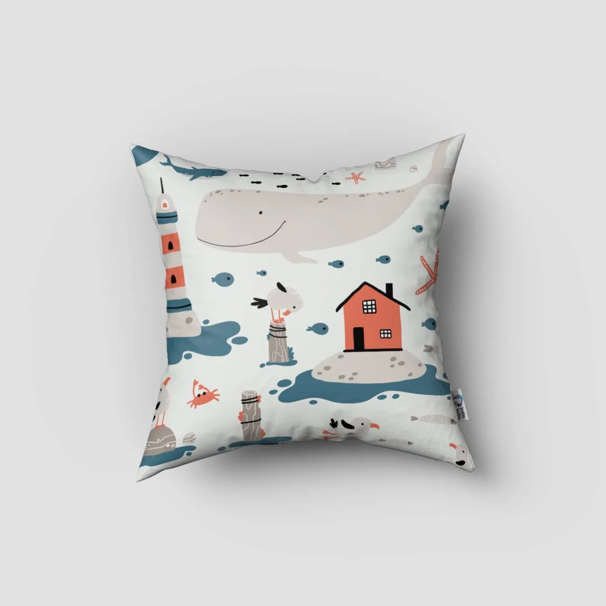 Deniz Teması Kırlent Kılıfı | Beyaz Balina, deniz feneri Desenli